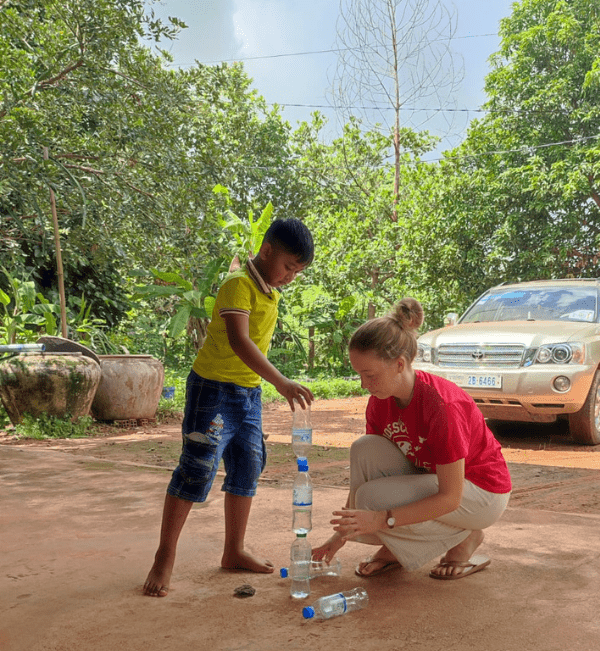Mission humanitaire enseignement projet social au cambodge