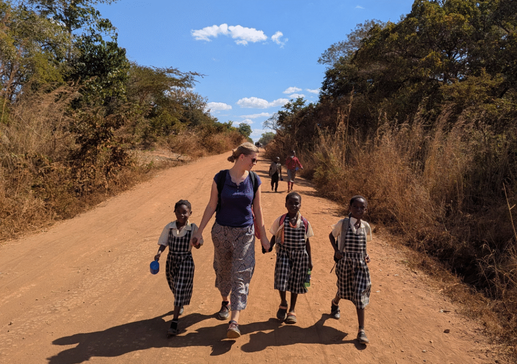 Martin et Inès en mission à Chikowa en Zambie