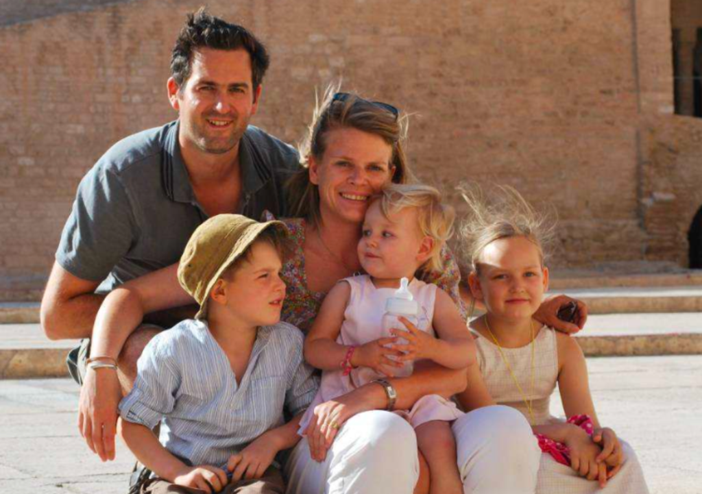 Delphine et Tanguy Renard en mission Fidesco en Tunisie en famille