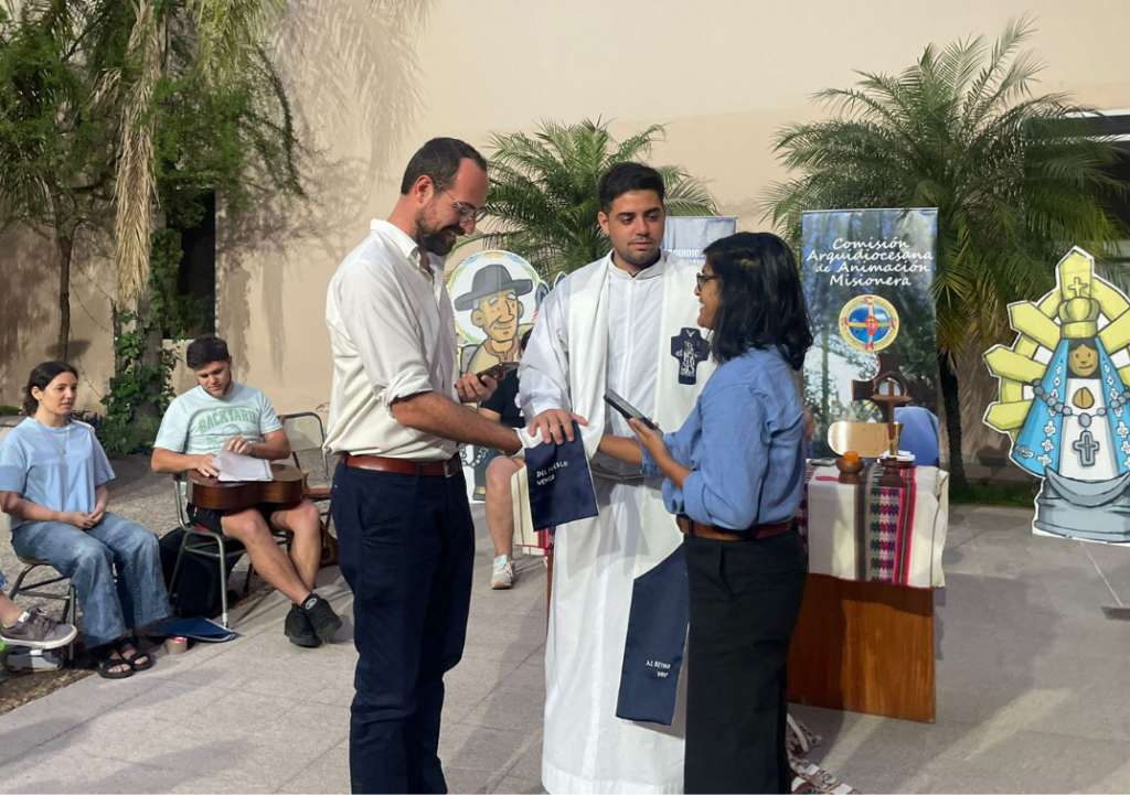 Anne et Thibaut, en mission en Argentine à Cordoba