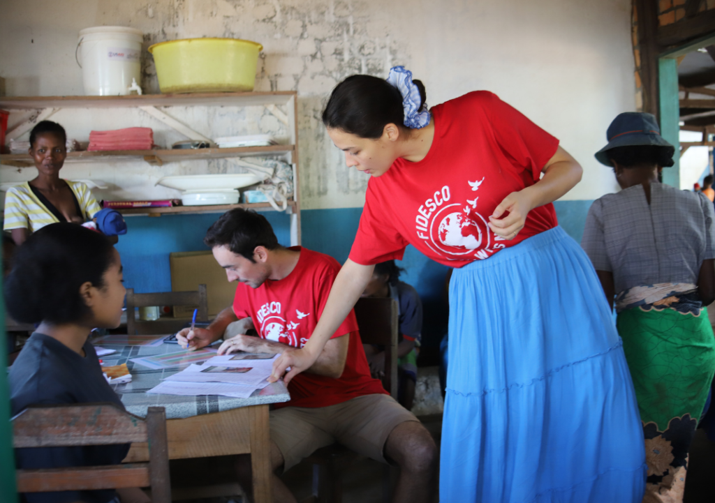 Paul et Mathilde, en mission à Vohipeno à Madagascar