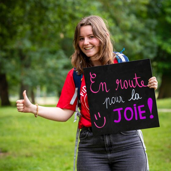 estour2026-portrait